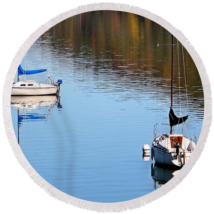 New York Round Beach Towel featuring the photograph A Day At The Lake by DJ Florek