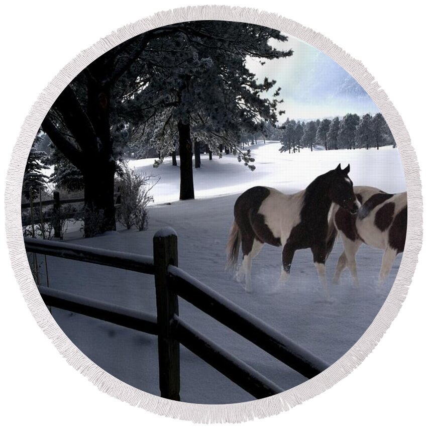 Winter Round Beach Towel featuring the photograph Almost Christmas by Bill Stephens