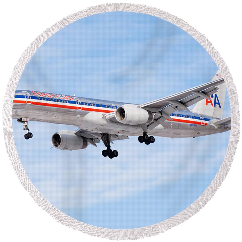 757 Round Beach Towel featuring the photograph Amercian Airlines Boeing 757 Airplane Landing by Paul Velgos