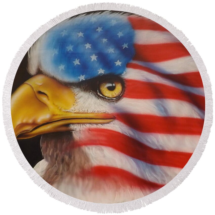 Eagle Round Beach Towel featuring the painting American Pride by Darren Robinson