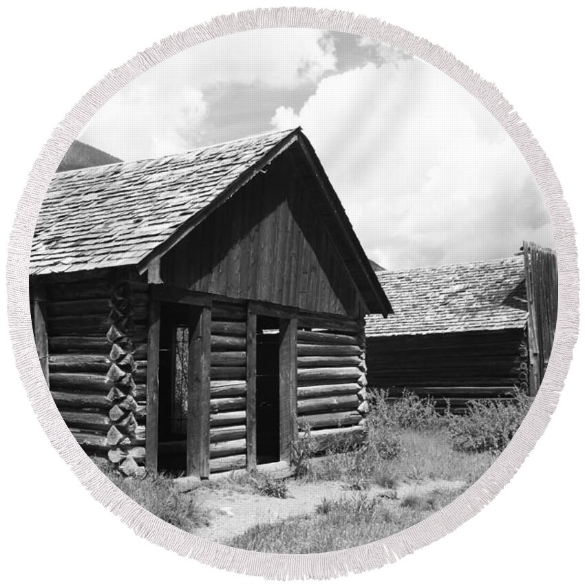 Landscapes Round Beach Towel featuring the photograph Ashcroft Ghost Town by Eric Glaser