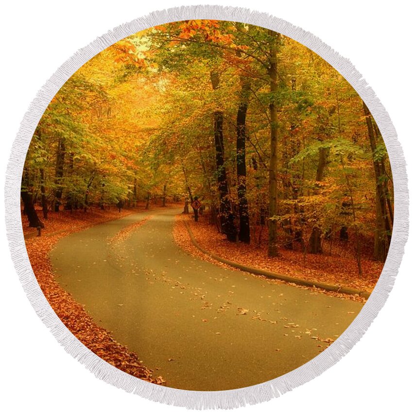 Autumn Landscapes Round Beach Towel featuring the photograph Autumn Serenity - Holmdel Park by Angie Tirado