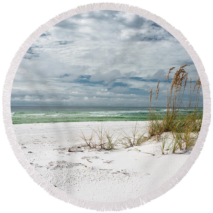Emerald Coast Round Beach Towel featuring the photograph Beach Time by Victor Culpepper