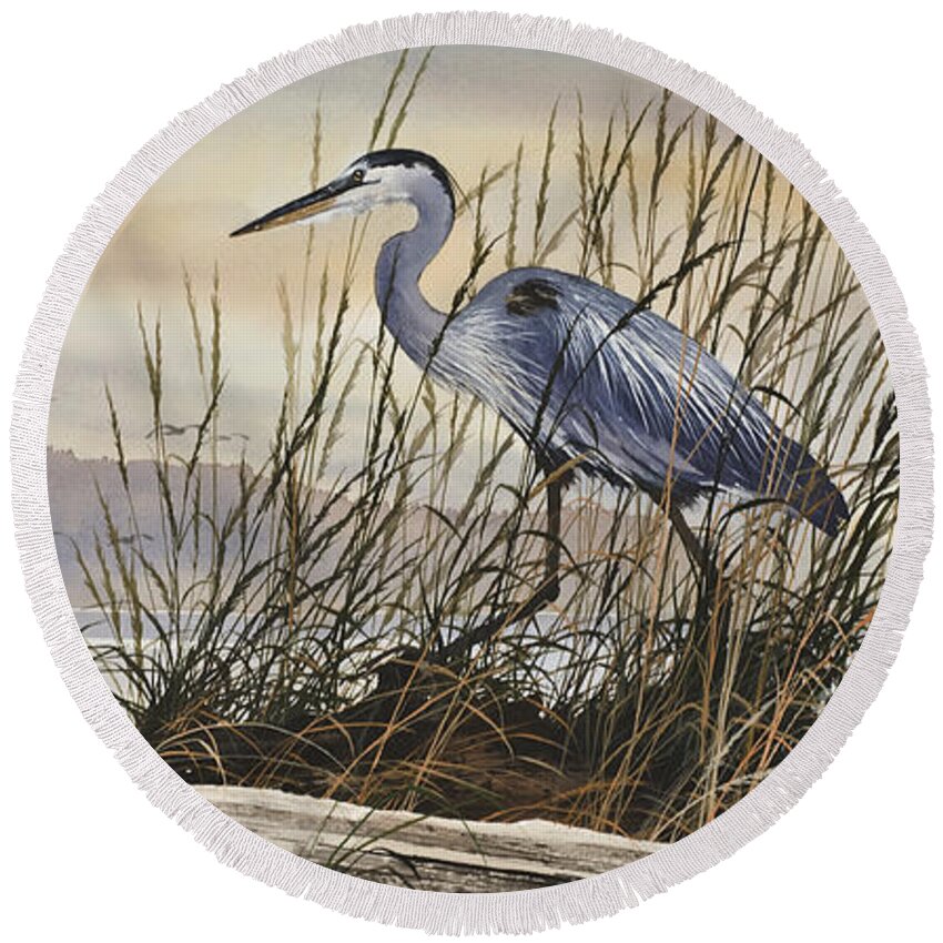 Heron Fine Art Prints Round Beach Towel featuring the painting Beauty Along the Shore by James Williamson