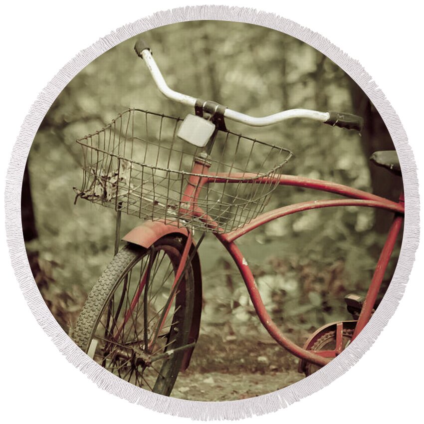 Bike Round Beach Towel featuring the photograph Bike by Shane Holsclaw