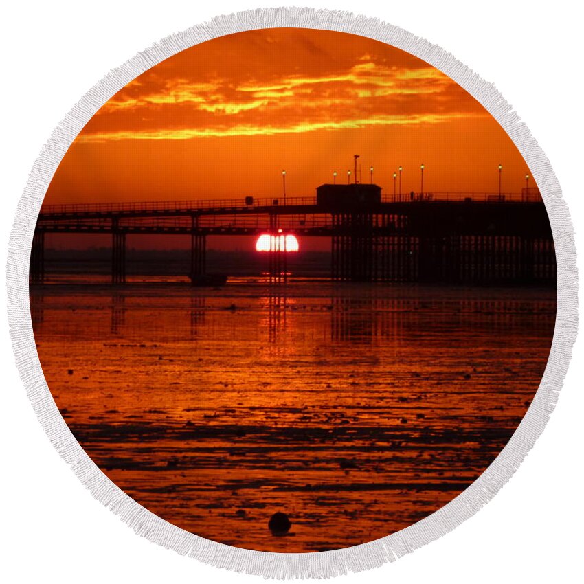 Sunset Round Beach Towel featuring the photograph Blazing Sunset by Vicki Spindler