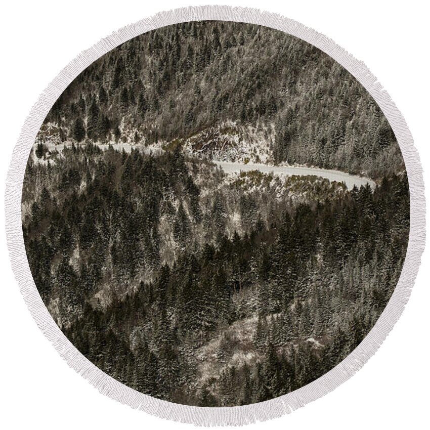 North Carolina Round Beach Towel featuring the photograph Blue Ridge Parkway with Snow - Aerial Photo by David Oppenheimer