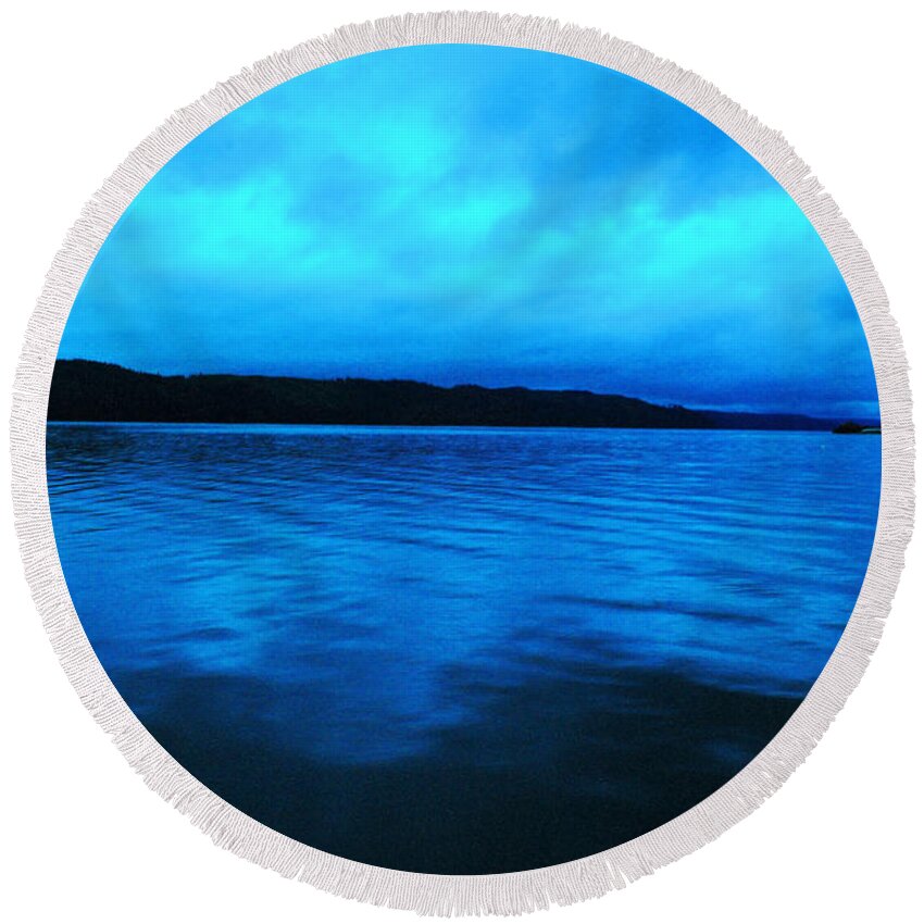 Hood Canal Round Beach Towel featuring the photograph Blue Water In The Morn by Jeff Swan
