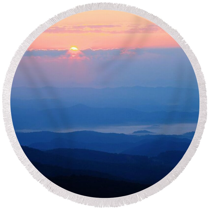 The Blue Ridge Parkway Round Beach Towel featuring the photograph Breaking Dawn by Carol Montoya
