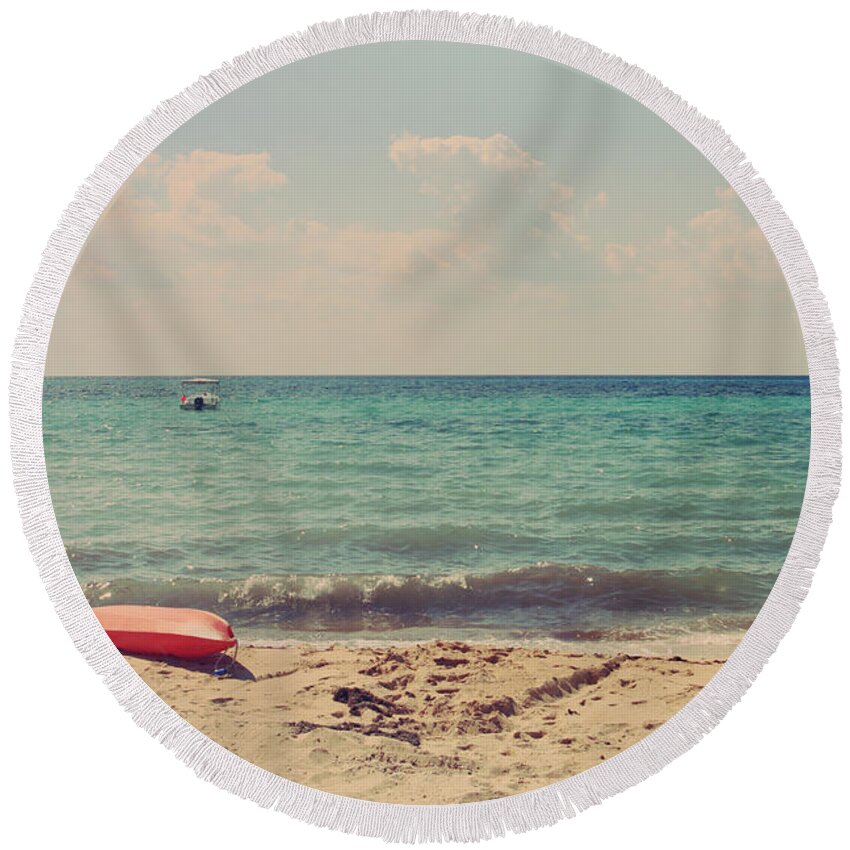 Cozumel Round Beach Towel featuring the photograph Carefree by Laurie Search