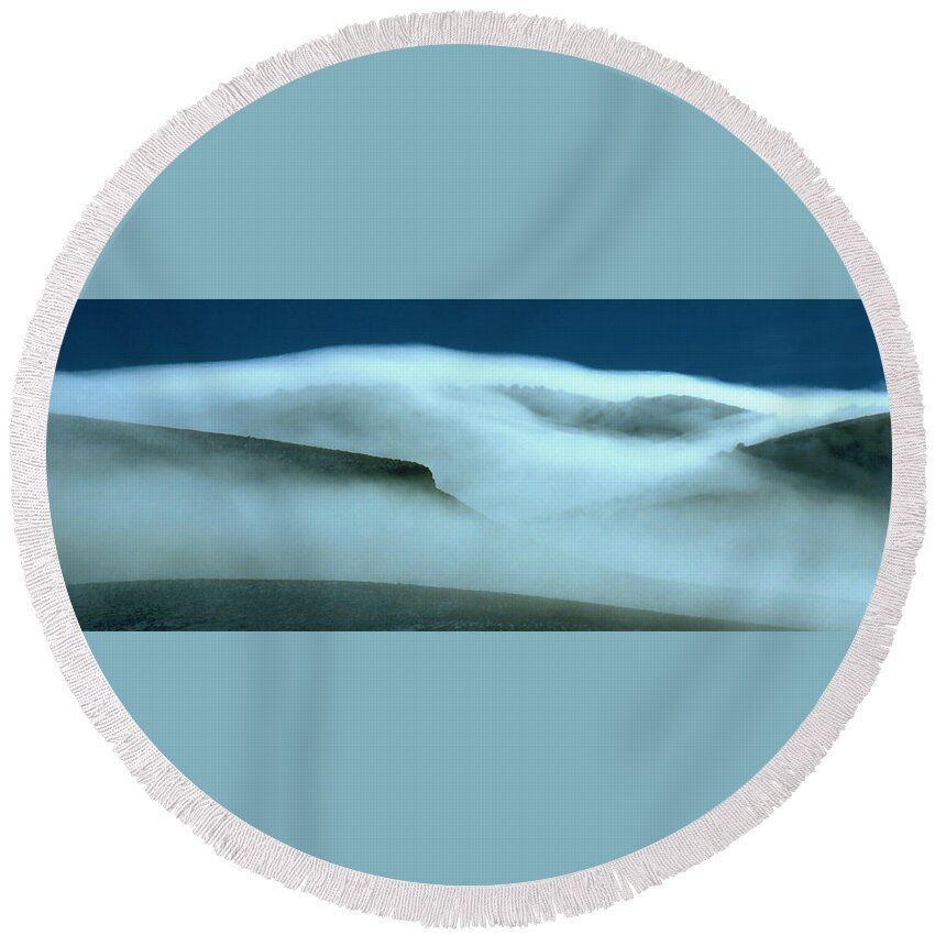 Nevada Mountains Round Beach Towel featuring the photograph Cloud Mountain by Ed Riche
