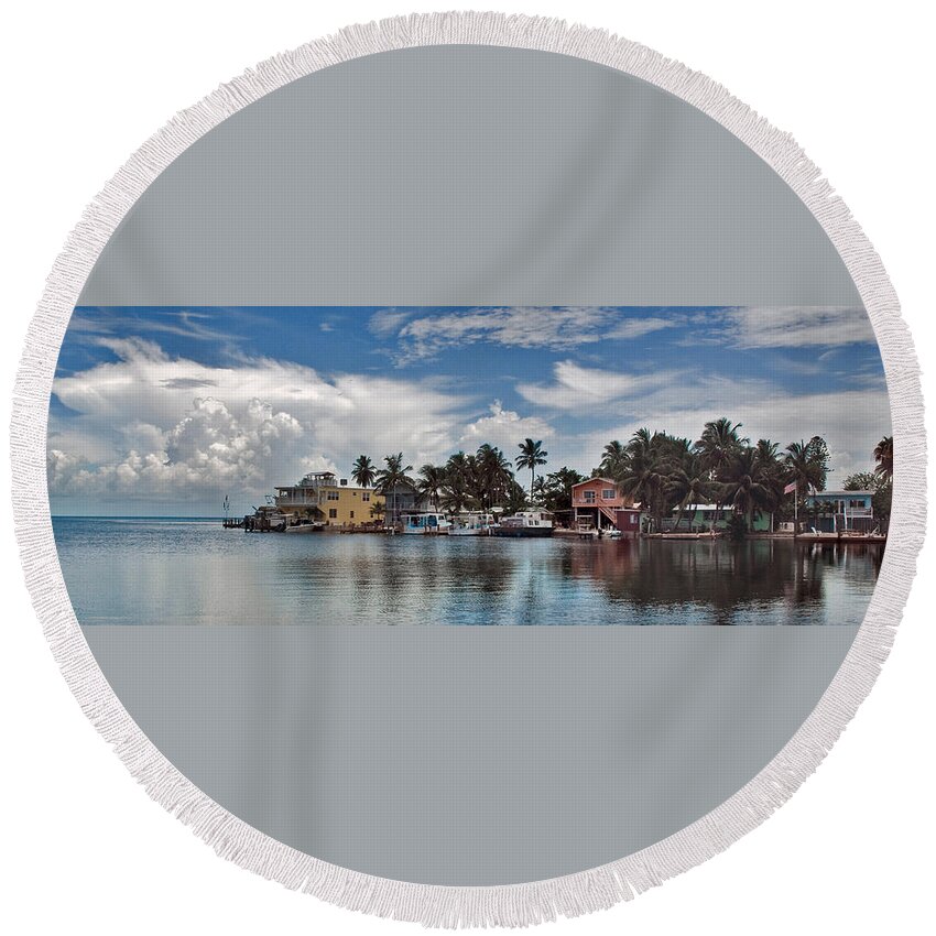 Island Round Beach Towel featuring the photograph Conch Key Island Skyline by Ginger Wakem