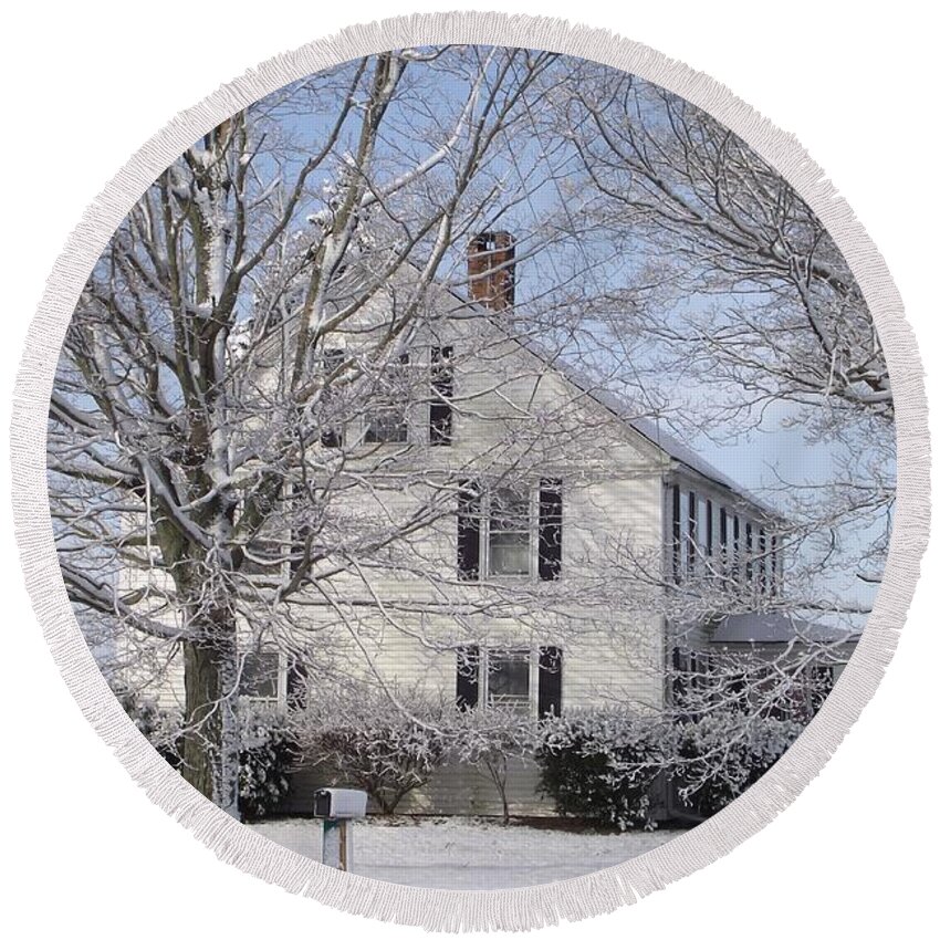 Connecticut Farmhouse Round Beach Towel featuring the photograph Connecticut Winter by Michelle Welles