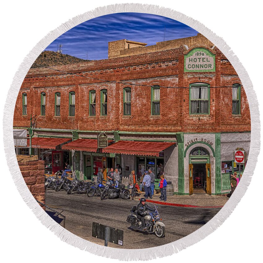 2014 Round Beach Towel featuring the photograph Connor Hotel No.01 by Mark Myhaver