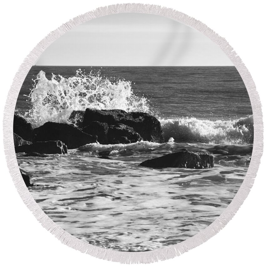 Cape May Round Beach Towel featuring the photograph Crashing Waves by Jennifer Ancker