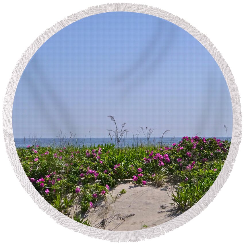 Flowers Round Beach Towel featuring the photograph Dune roses by Ellen Paull