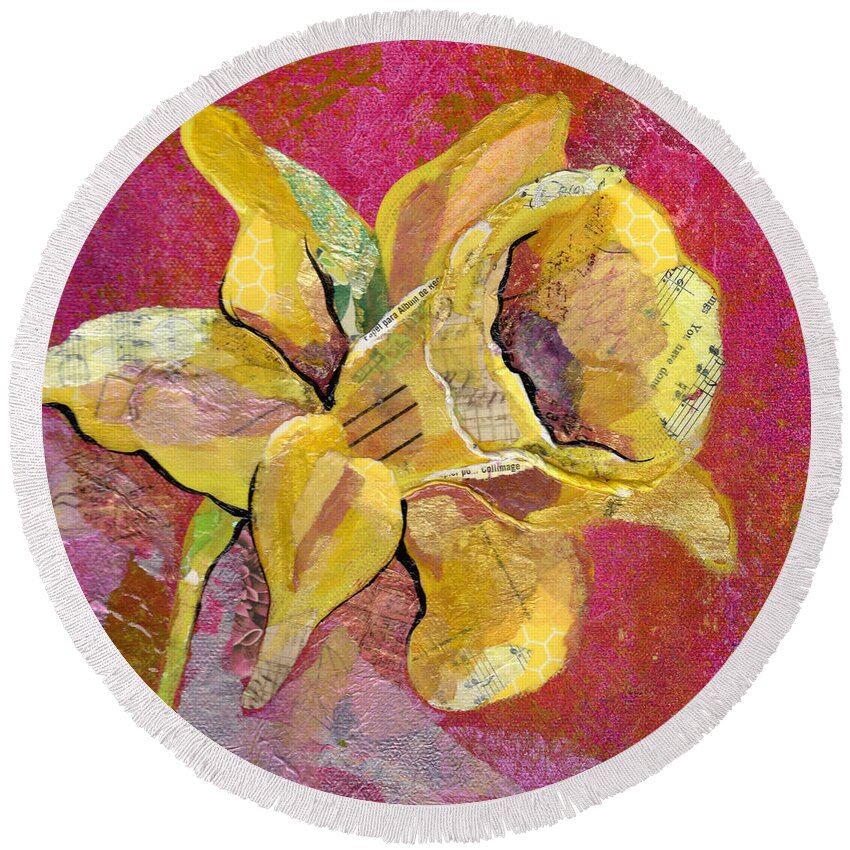 Flower Paintings Round Beach Towel featuring the mixed media Early Spring I Daffodil Series by Shadia Derbyshire