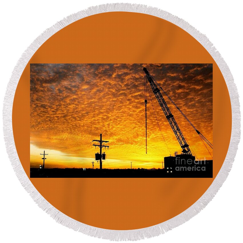 Beaumont Texas Round Beach Towel featuring the photograph Erecting A Sunset In Beaumont Texas by Michael Hoard