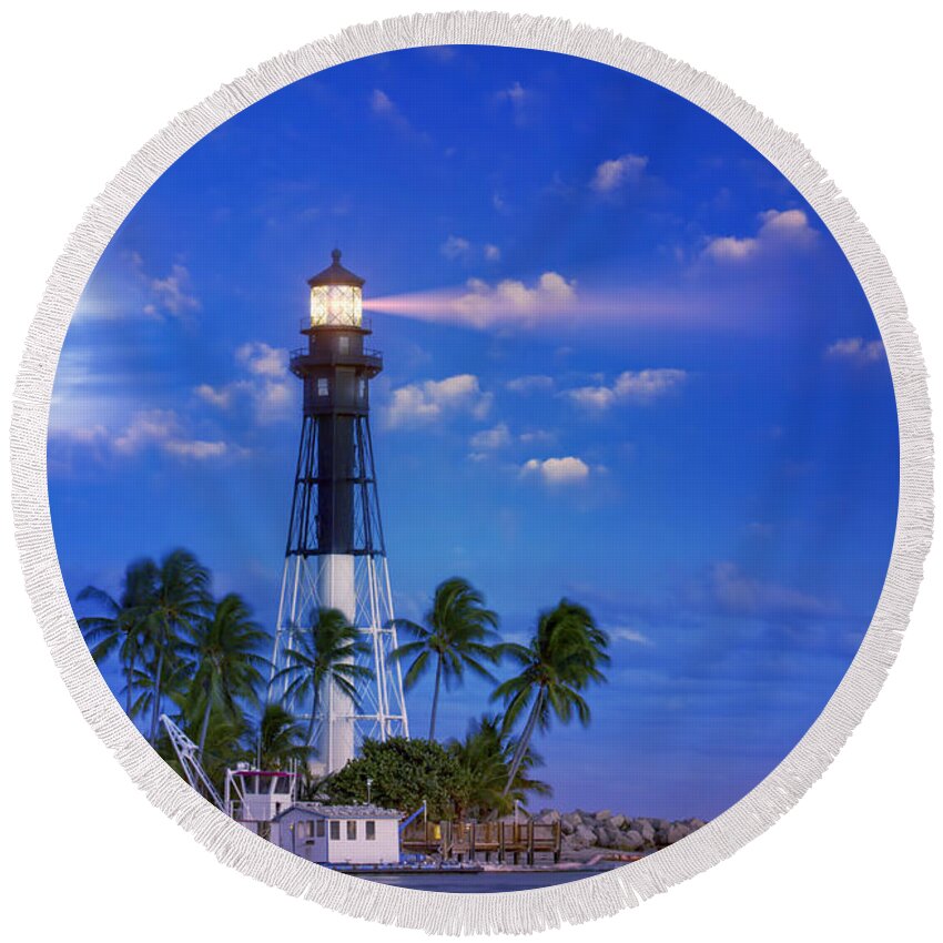Lighthouse Round Beach Towel featuring the photograph Evening at the Lighthouse by Mark Andrew Thomas