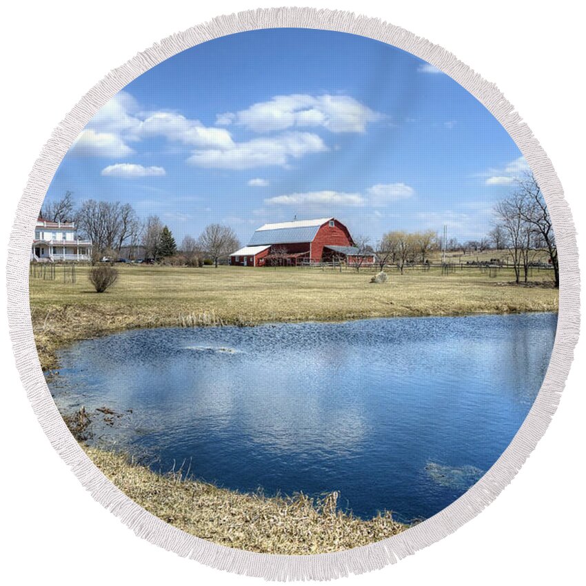 Barn Round Beach Towel featuring the photograph Farmland Paradise by Donna Doherty