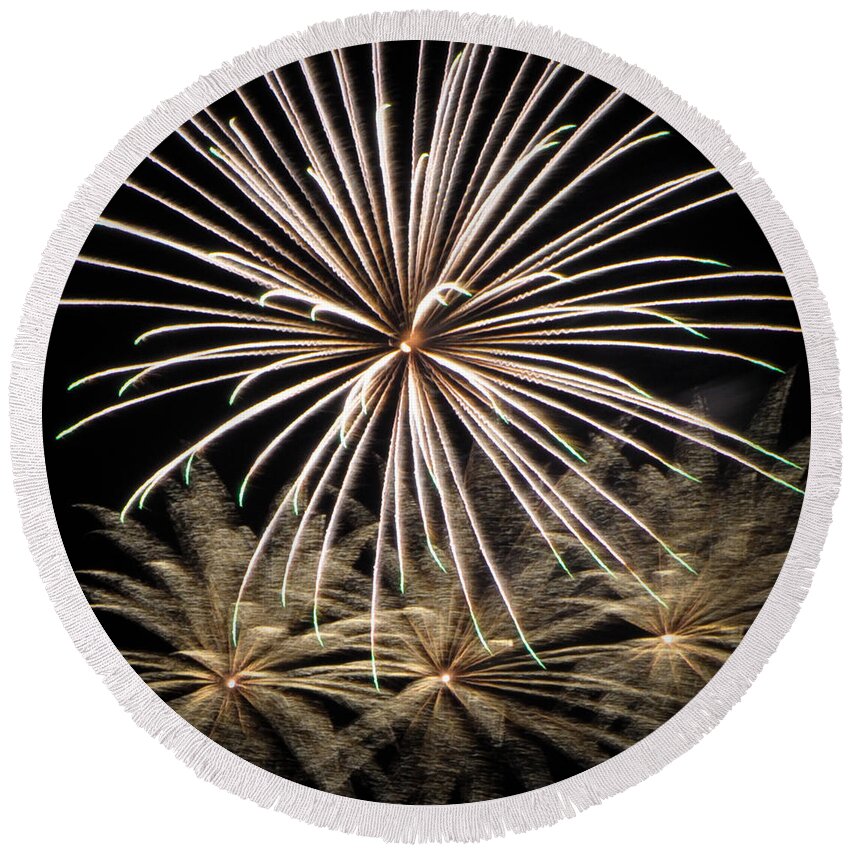 Fireworks Round Beach Towel featuring the photograph Fireworks 4 by Ronald Grogan