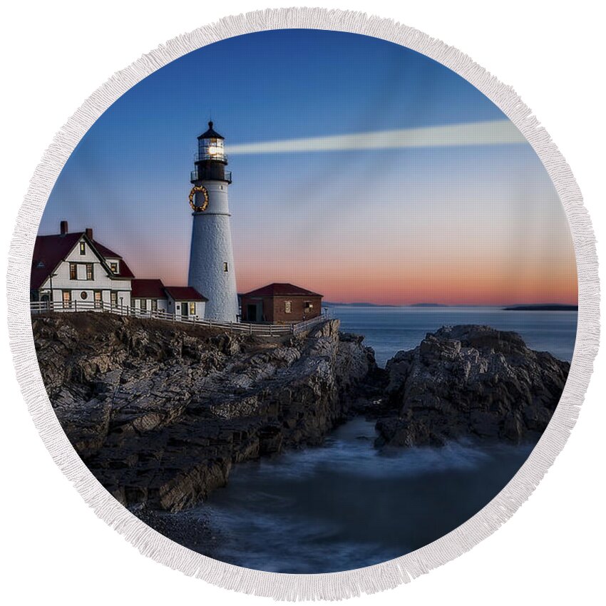 Portland Round Beach Towel featuring the photograph First Light At Portland Head Light by Susan Candelario