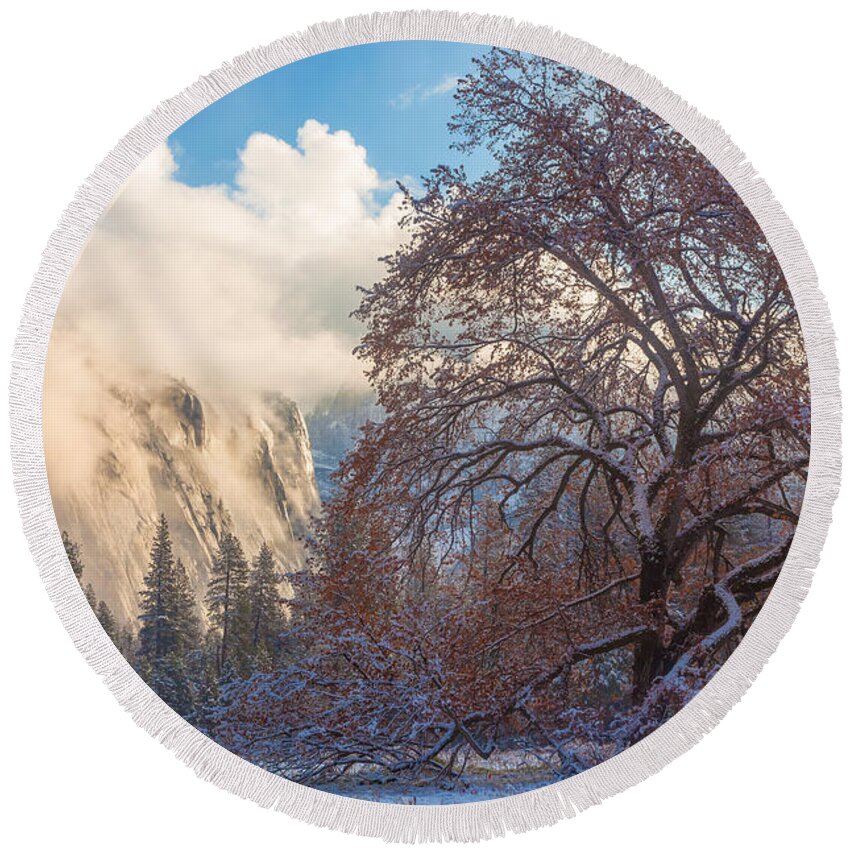 Landscape Round Beach Towel featuring the photograph First Snow by Jonathan Nguyen