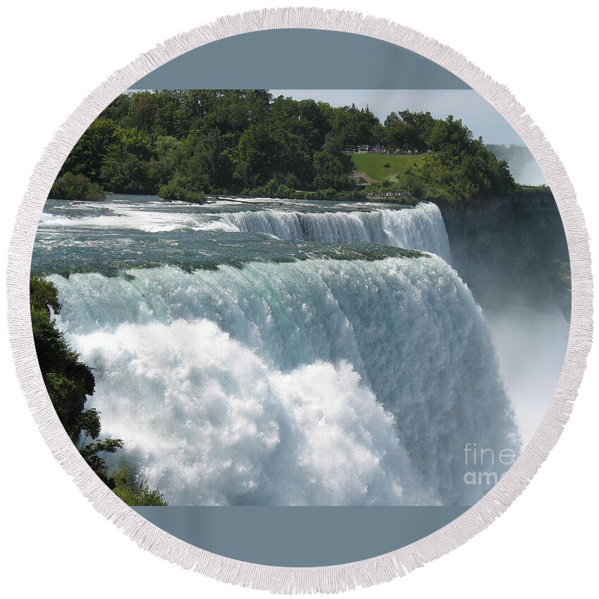 Waterfalls Round Beach Towel featuring the photograph Flowing strong by Jeffery L Bowers