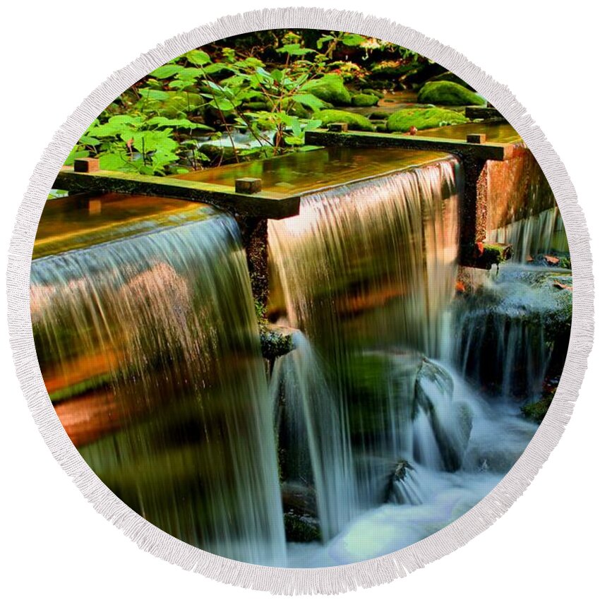 The Great Smoky Mountains National Park Round Beach Towel featuring the photograph Flume Overflow by Carol Montoya