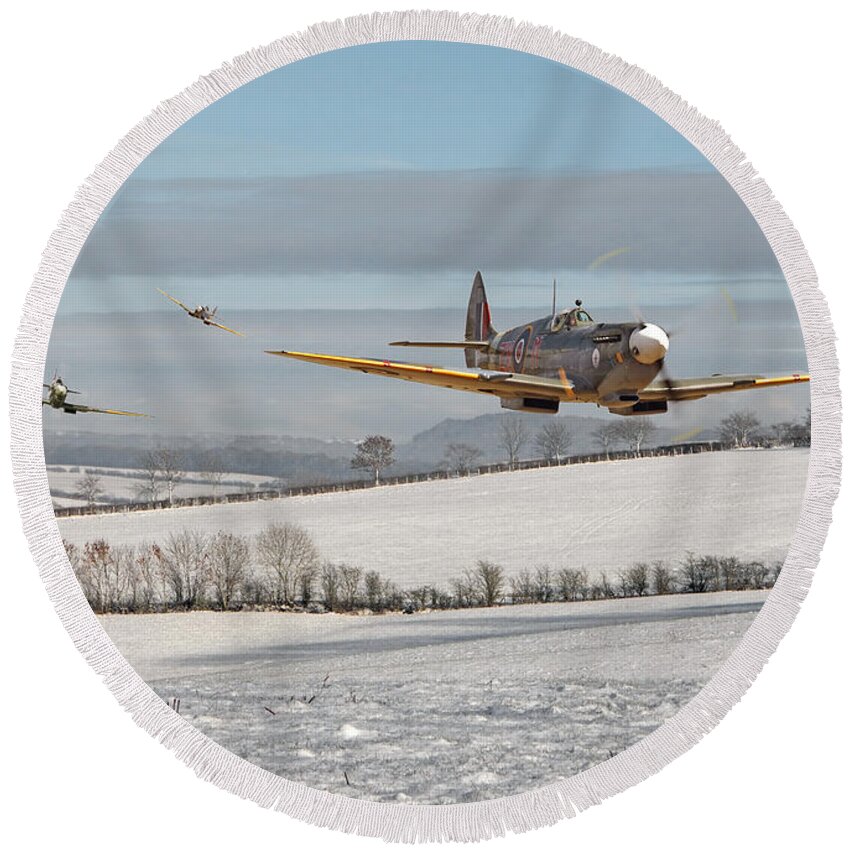 Aircraft Round Beach Towel featuring the digital art Follow my Leader by Pat Speirs