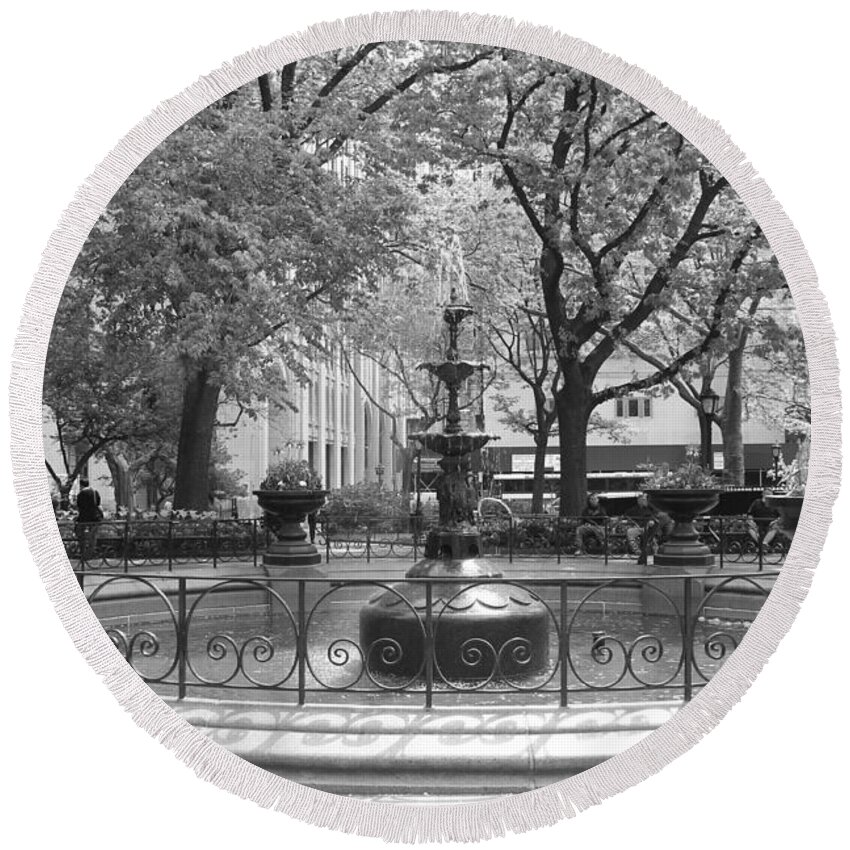 Madison Square Park Round Beach Towel featuring the photograph Fountain Time by Catie Canetti