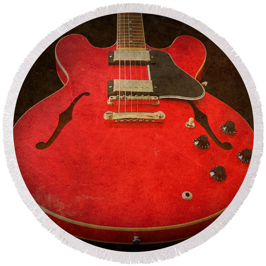 Guitar Round Beach Towel featuring the photograph Gibson ES-335 Electric Guitar Body by John Cardamone