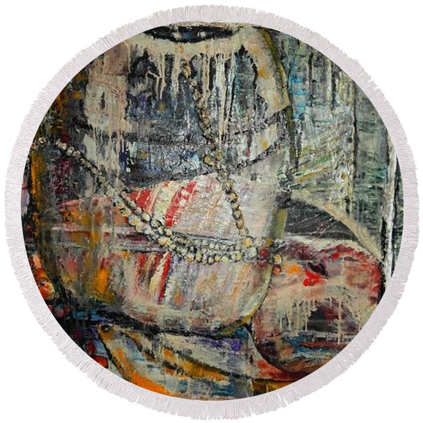 Still-life Round Beach Towel featuring the painting Glancing through by Peggy Blood