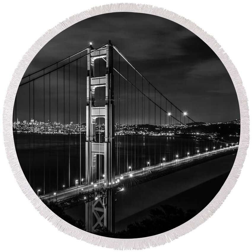 Golden Gate Round Beach Towel featuring the photograph Golden Gate Evening- Mono by Linda Villers