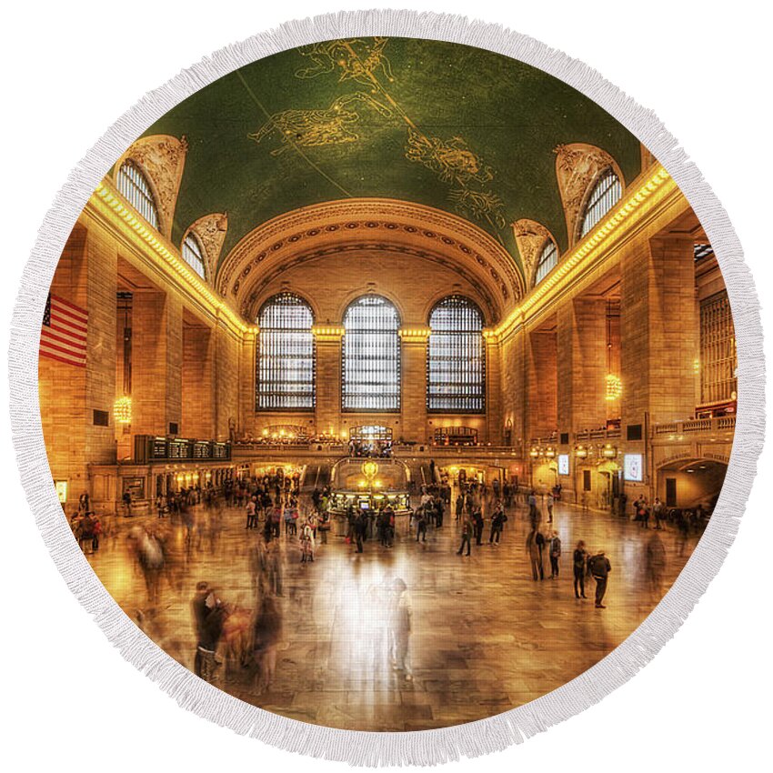 Art Round Beach Towel featuring the photograph Golden Grand Central by Yhun Suarez