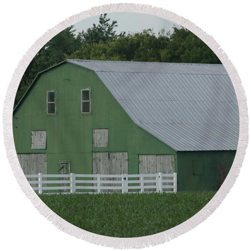 Barn Round Beach Towel featuring the photograph Kentucky Green Barn by Valerie Collins