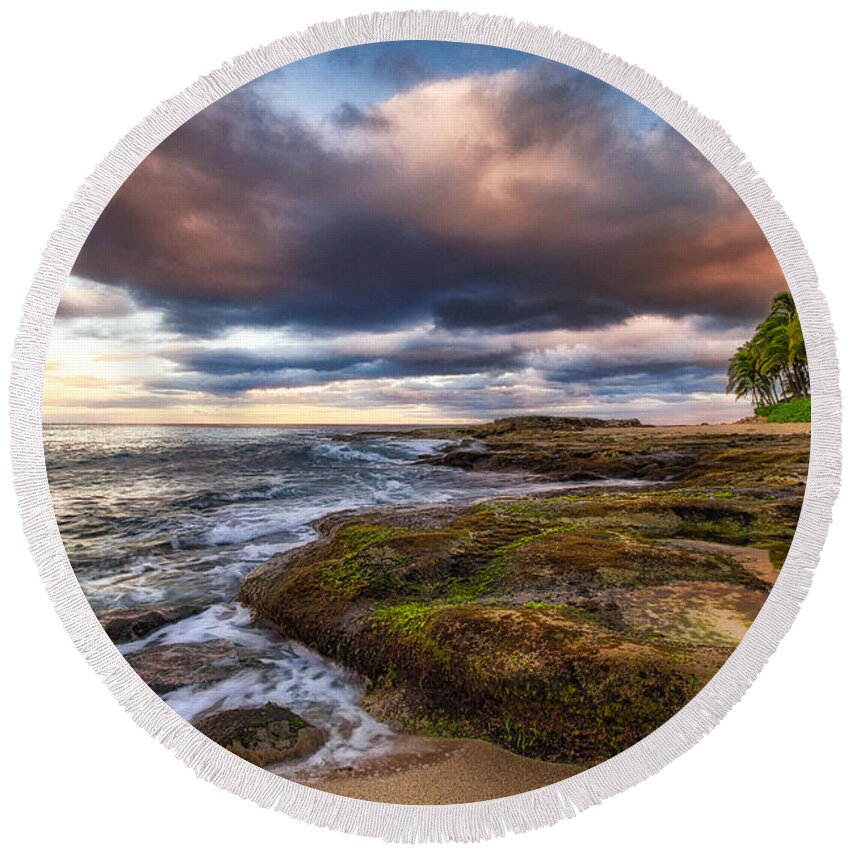 Surf Round Beach Towel featuring the photograph Hawaiian Dream by Anthony Michael Bonafede