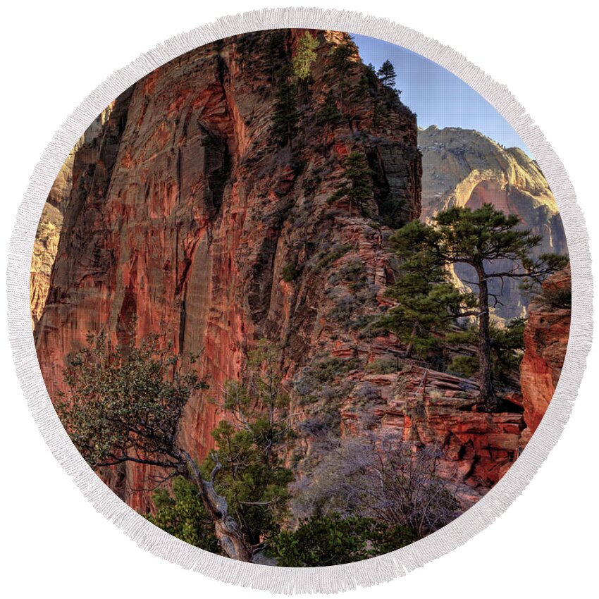 Angels Landing Round Beach Towel featuring the photograph Hiking Angels by Chad Dutson