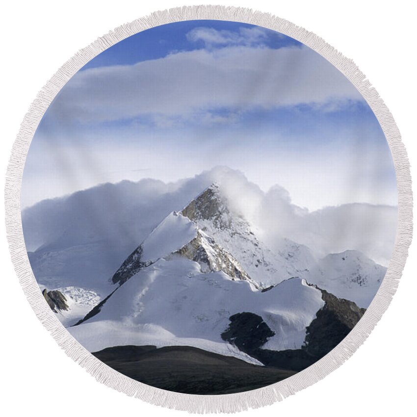 Landscape Round Beach Towel featuring the photograph Himalayan Peak - Tibet by Craig Lovell