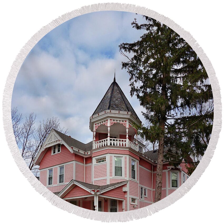 Quaint Round Beach Towel featuring the photograph House - Flemington NJ - The Pink Lady by Mike Savad