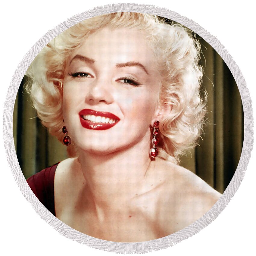 Marilyn Monroe Round Beach Towel featuring the photograph Iconic Marilyn Monroe by Georgia Fowler