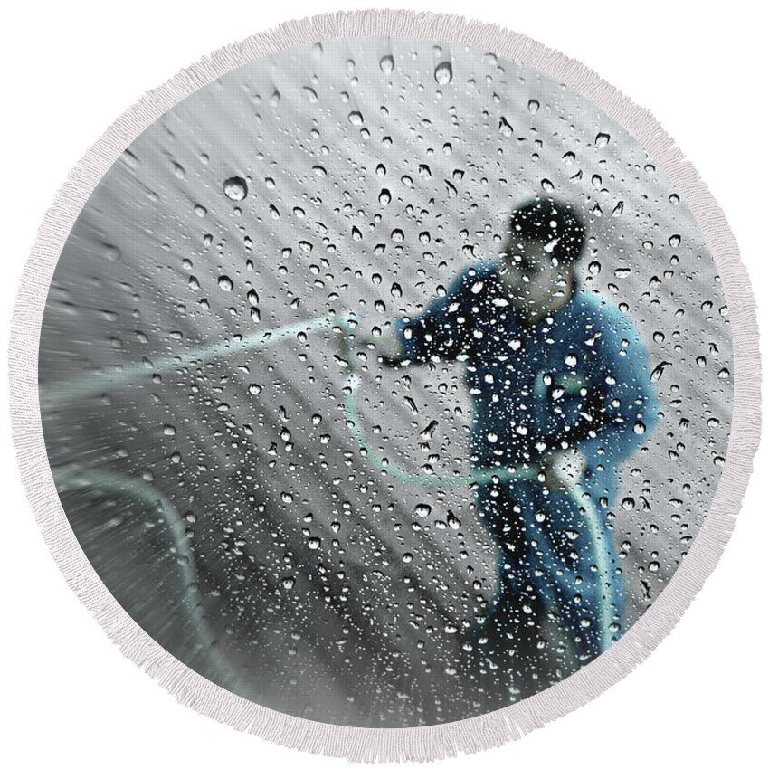Window Washer Round Beach Towel featuring the photograph Inspection Day by Micki Findlay