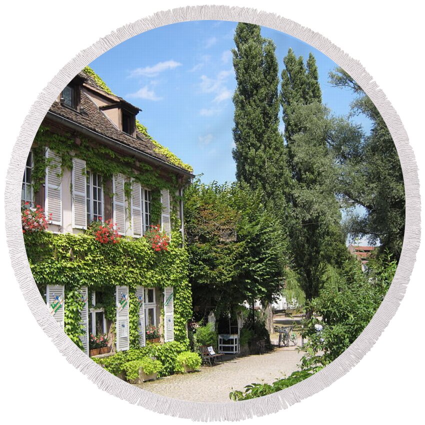 Timber Round Beach Towel featuring the photograph Ivy covered house in Strasbourg France by Amanda Mohler
