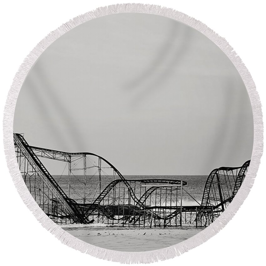 Jet Star Round Beach Towel featuring the photograph Jet Star by Terry DeLuco
