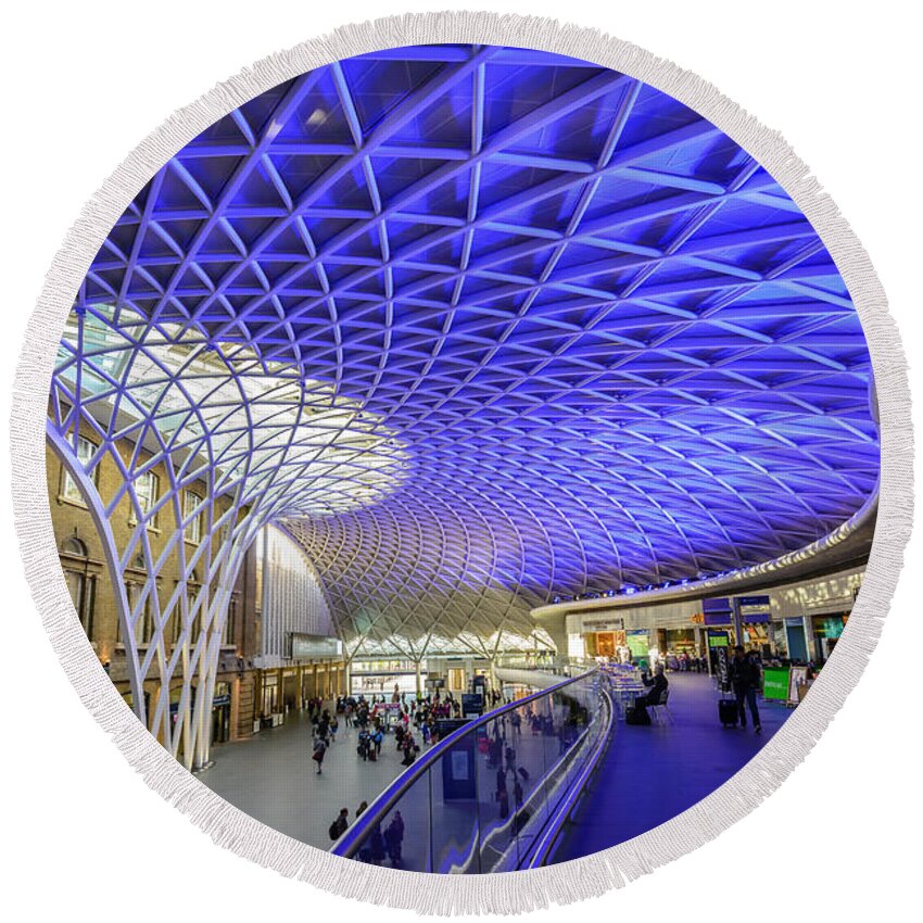 Kings Cross Round Beach Towel featuring the photograph King's Cross Station by Matt Malloy