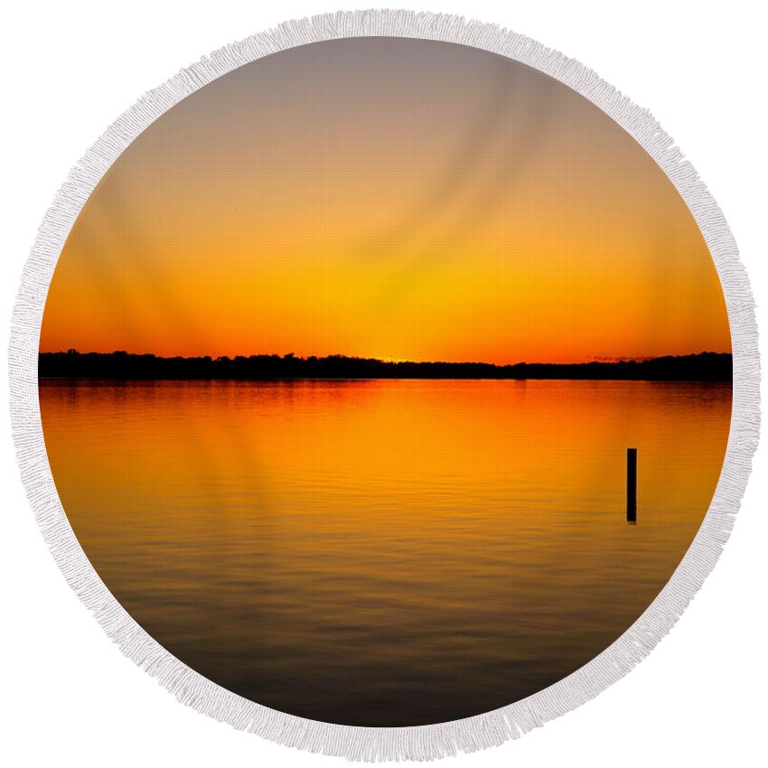 Lake Round Beach Towel featuring the photograph Lake Independence Sunset by Jacqueline Athmann