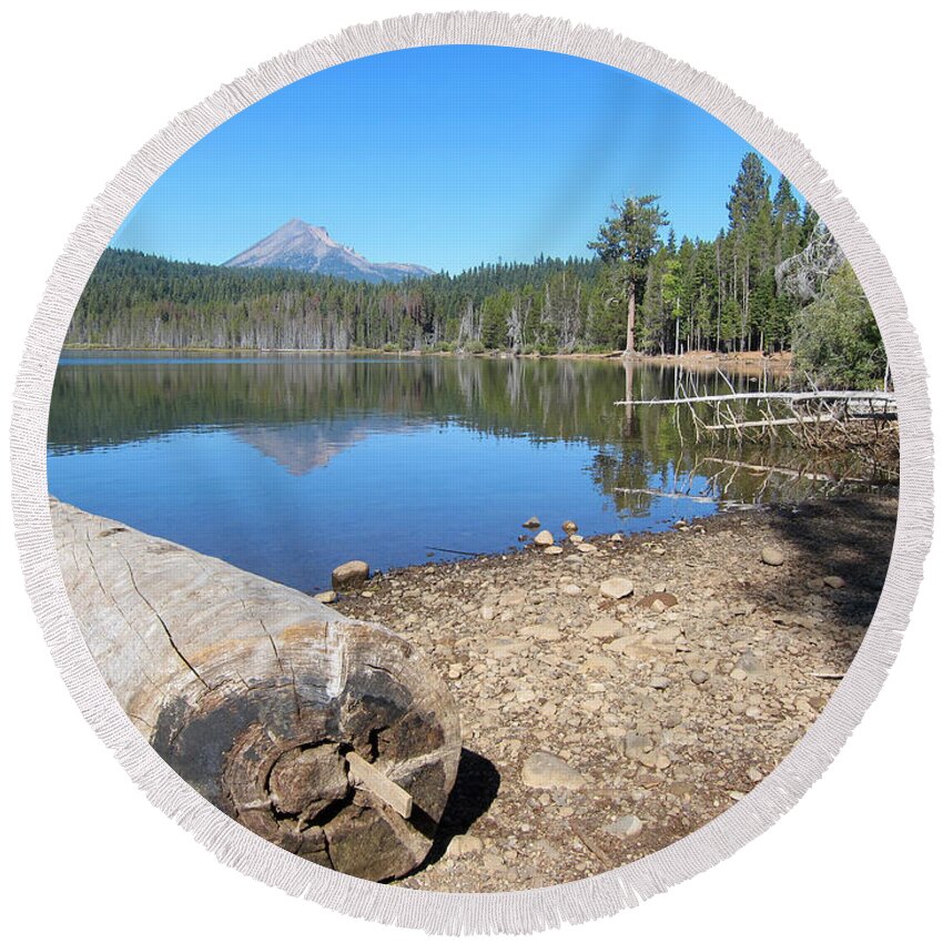 Lake Of The Woods Oregon Round Beach Towel featuring the photograph Lake Of The Woods 5 by Debra Thompson