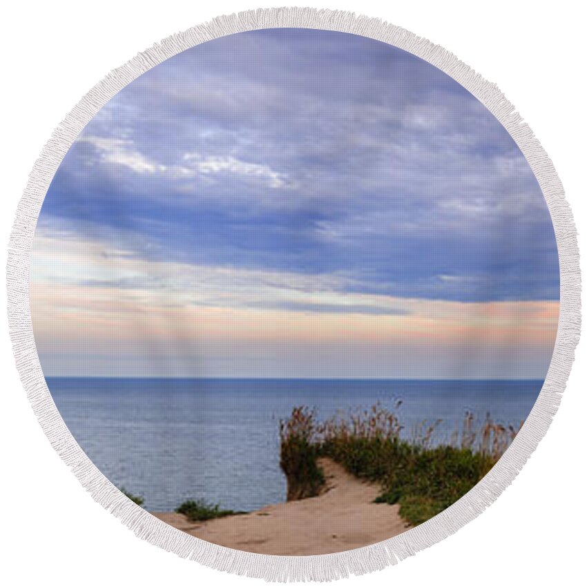 Landscape Round Beach Towel featuring the photograph Lake Ontario at Scarborough Bluffs by Elena Elisseeva