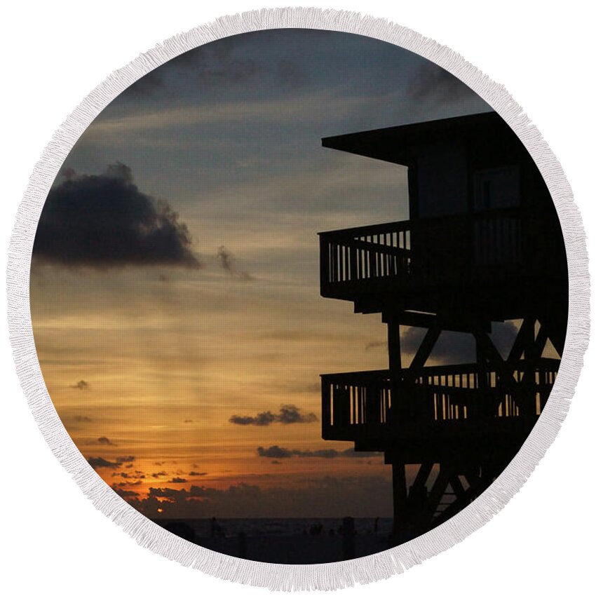 Lorida Round Beach Towel featuring the photograph Last Watch by Jean Macaluso