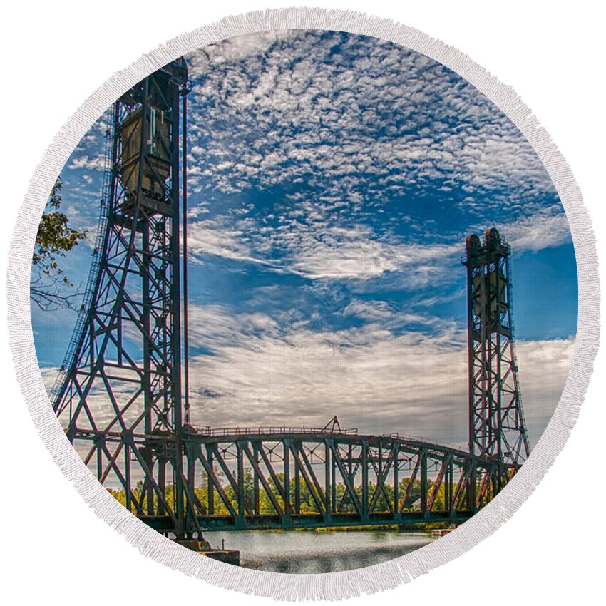 Guy Whiteley Photography Round Beach Towel featuring the photograph Lift Bridge 3D21789 by Guy Whiteley